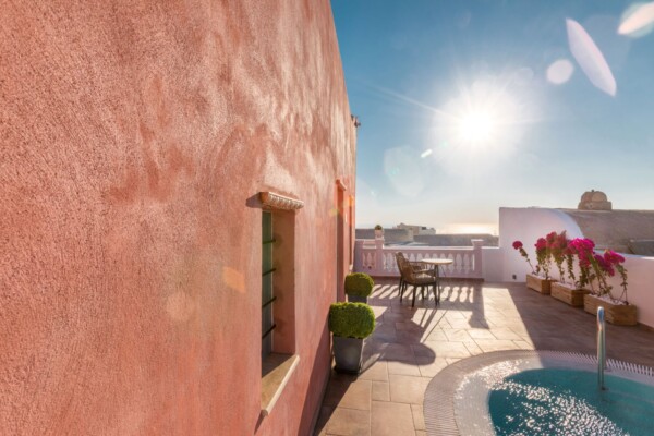 Oia Santorini hotels with sunset view