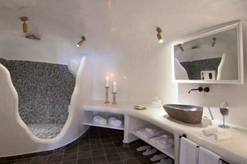 Grand Suite Bathroom