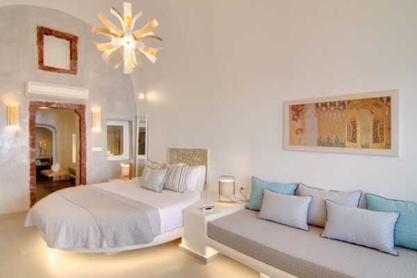 Grand Suite Bedroom