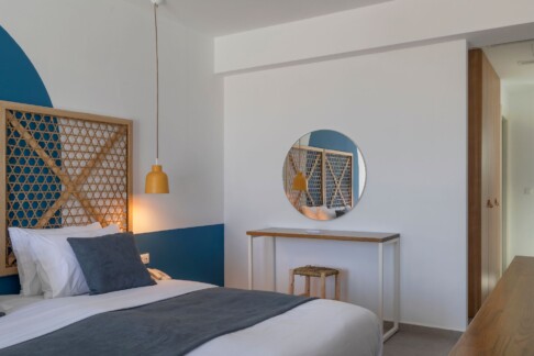 Pool Front Sea View Bedroom (2)