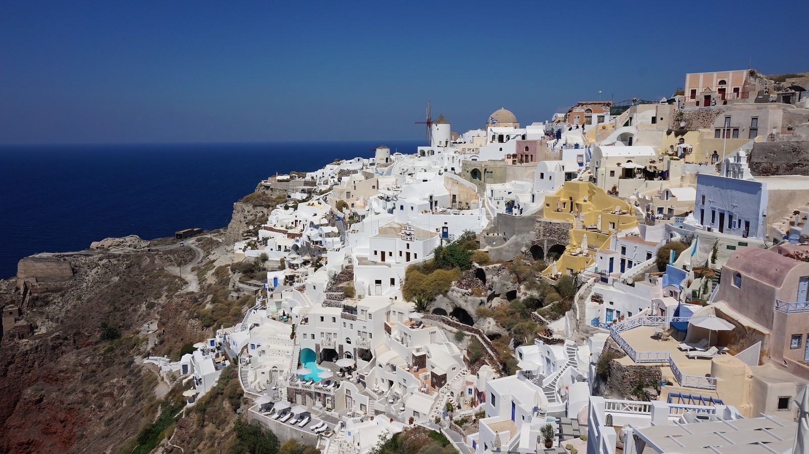 why visit Santorini