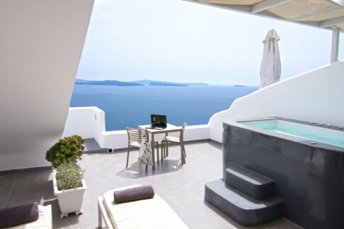 Absolute Jacuzzi