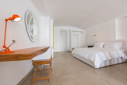 Absolute Room