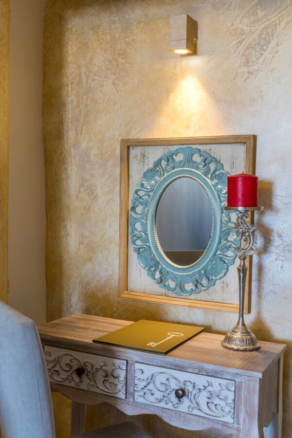 Detail of intricate mirror at the Belvedere Suite of Tramonto Secret Villas by Secret Hotels