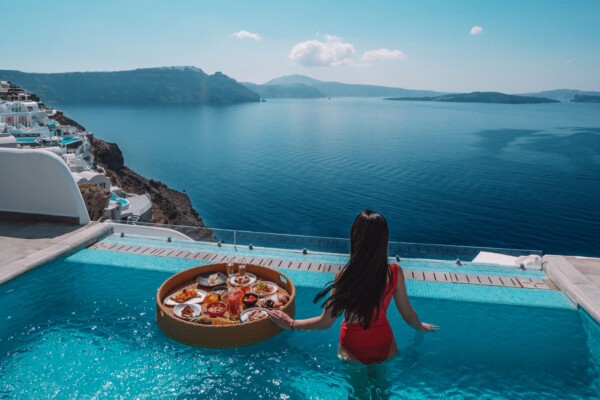 Grand suite floating breakfast