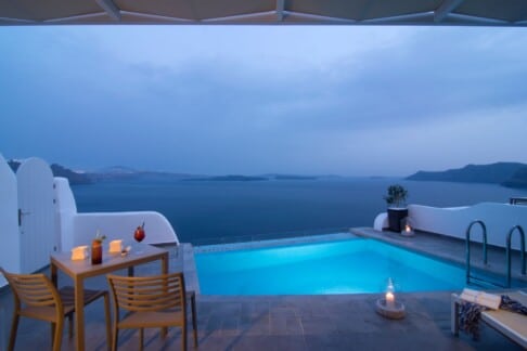 Honeymoon Pool Night