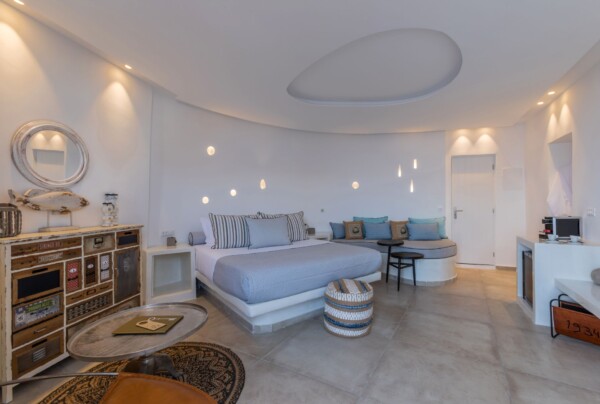 Legend Suite Bedroom (5)