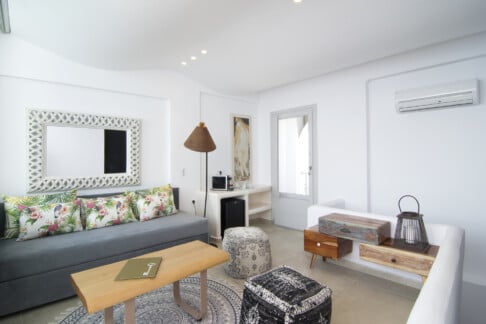 Maisonette 63 Sitting Area (4)