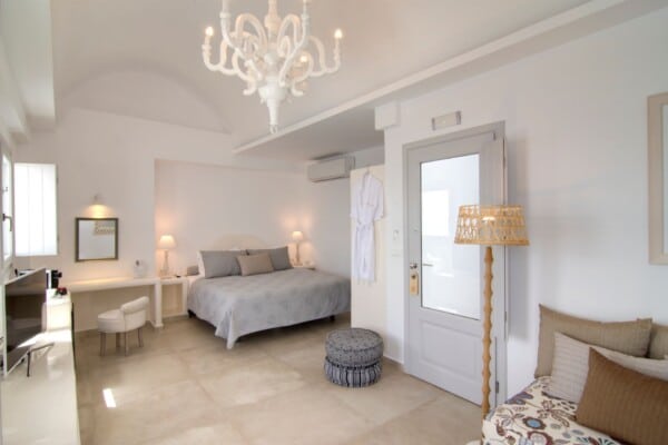 Master Bedroom (4)