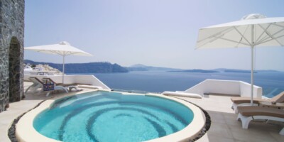 The spiral pool at our Santorini Secret Premium, one of the Santorini hotels caldera view by Secret