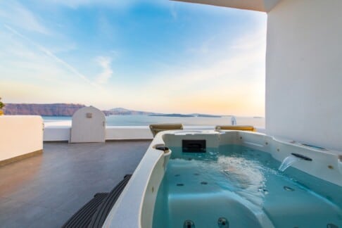 Jacuzzi