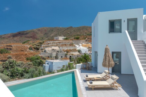 Private Pool Room swimming pool (2)