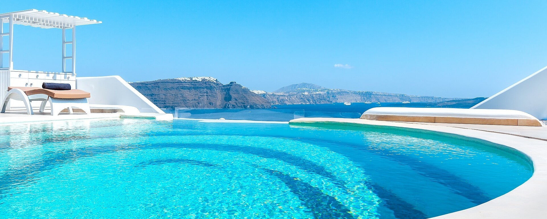 The pool at Santorini Secret Premium Hotel part of our Santorini luxury hotels