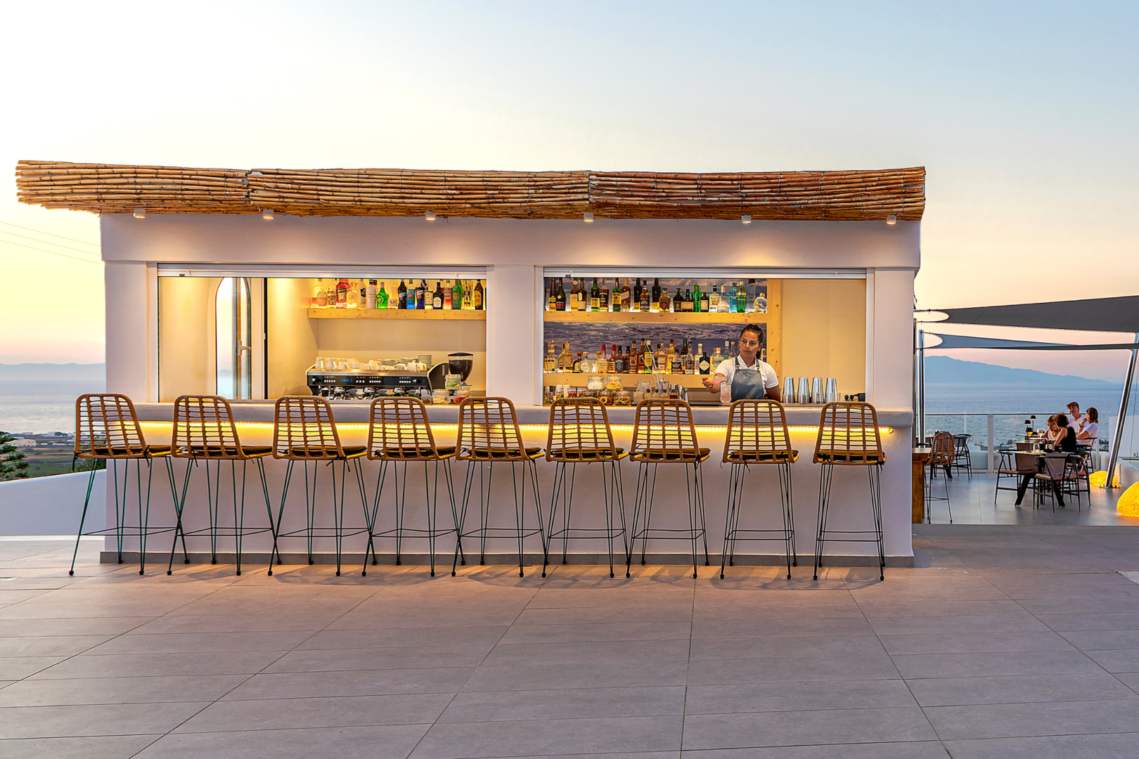 poolbar