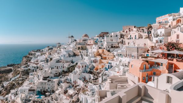 labyrinthine-layout